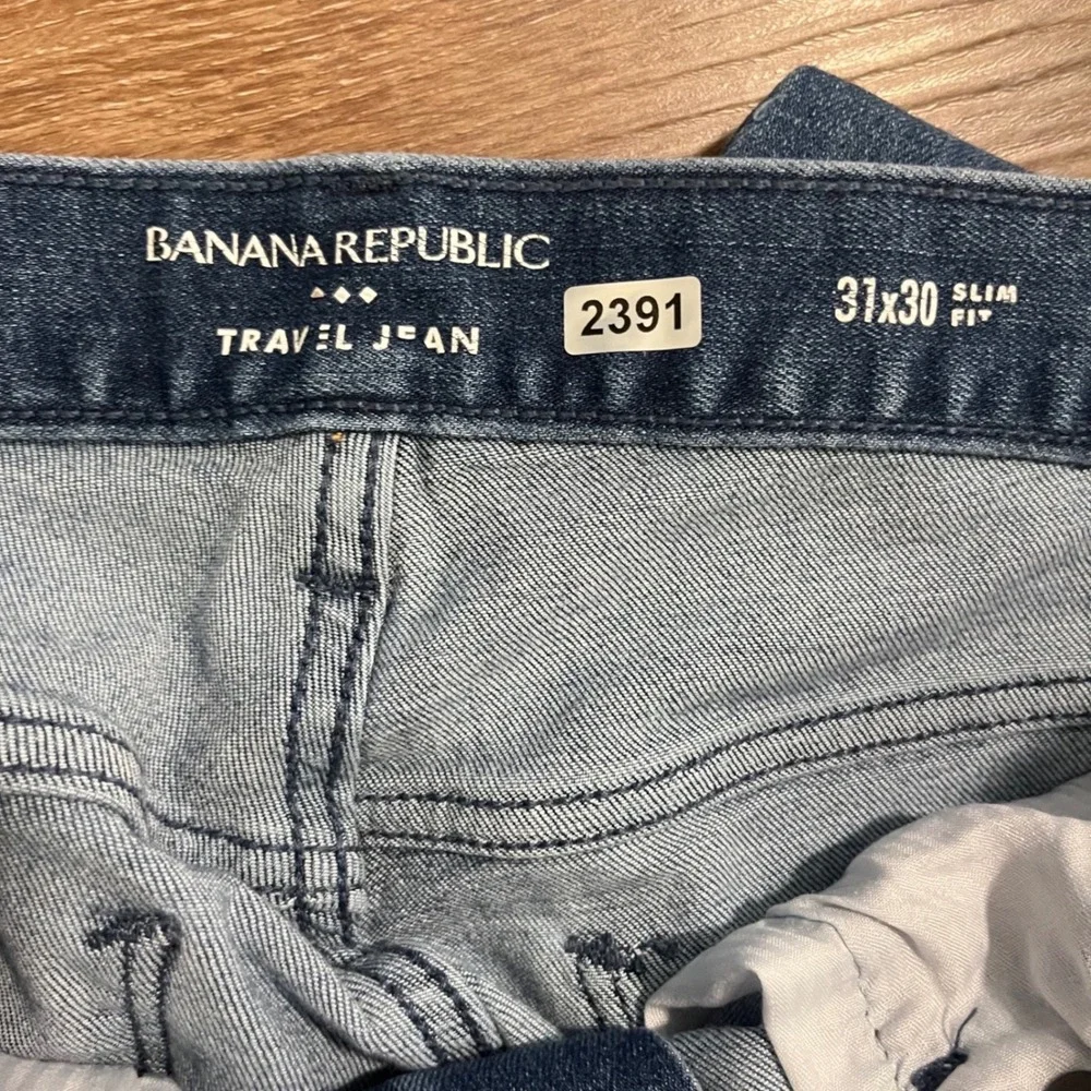 Banana Republic Travel Jeans Mens 31x30 Slim Fit Medium Wash Blue Denim Pants